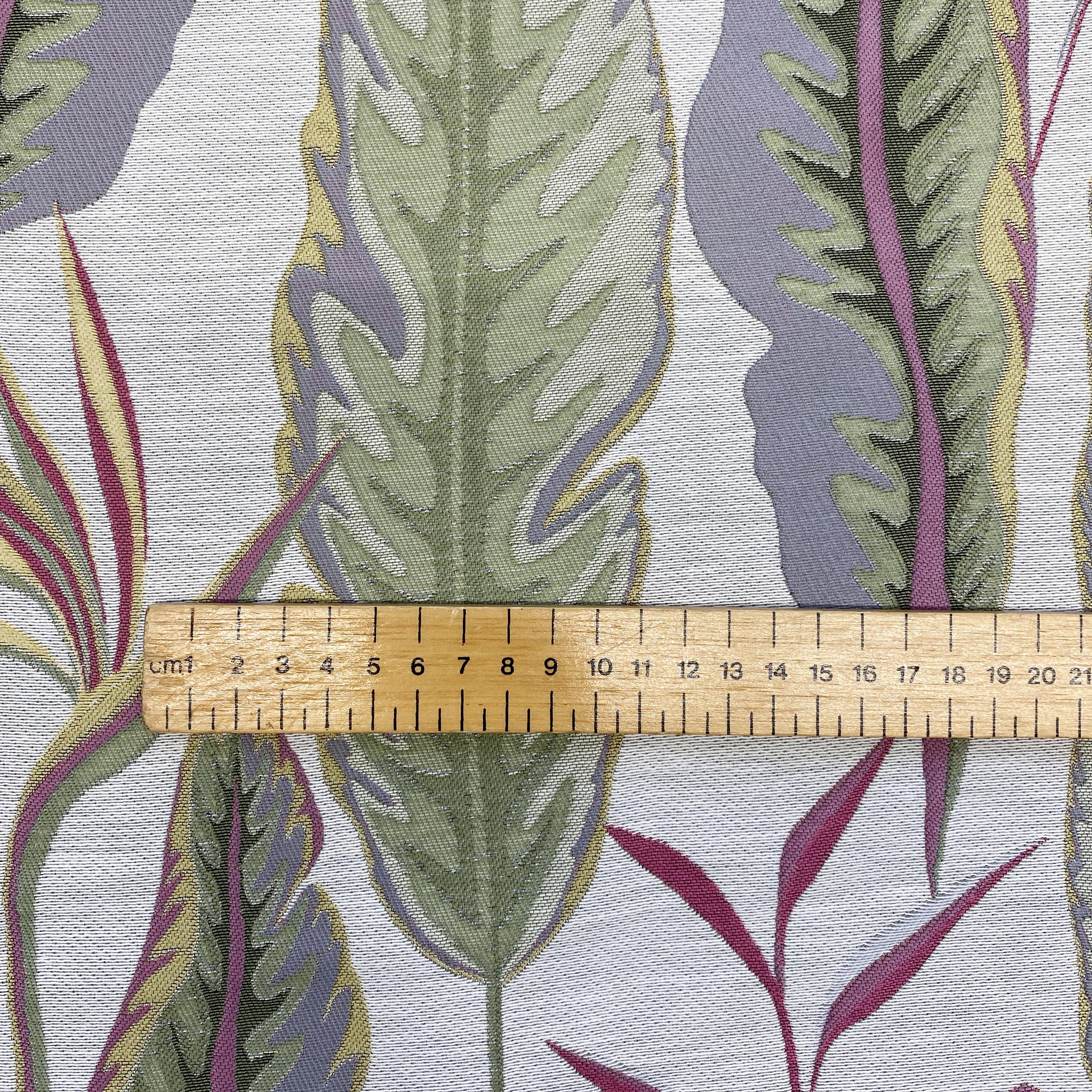 Jungle Leaves Jacquard - 140cm x 330cm