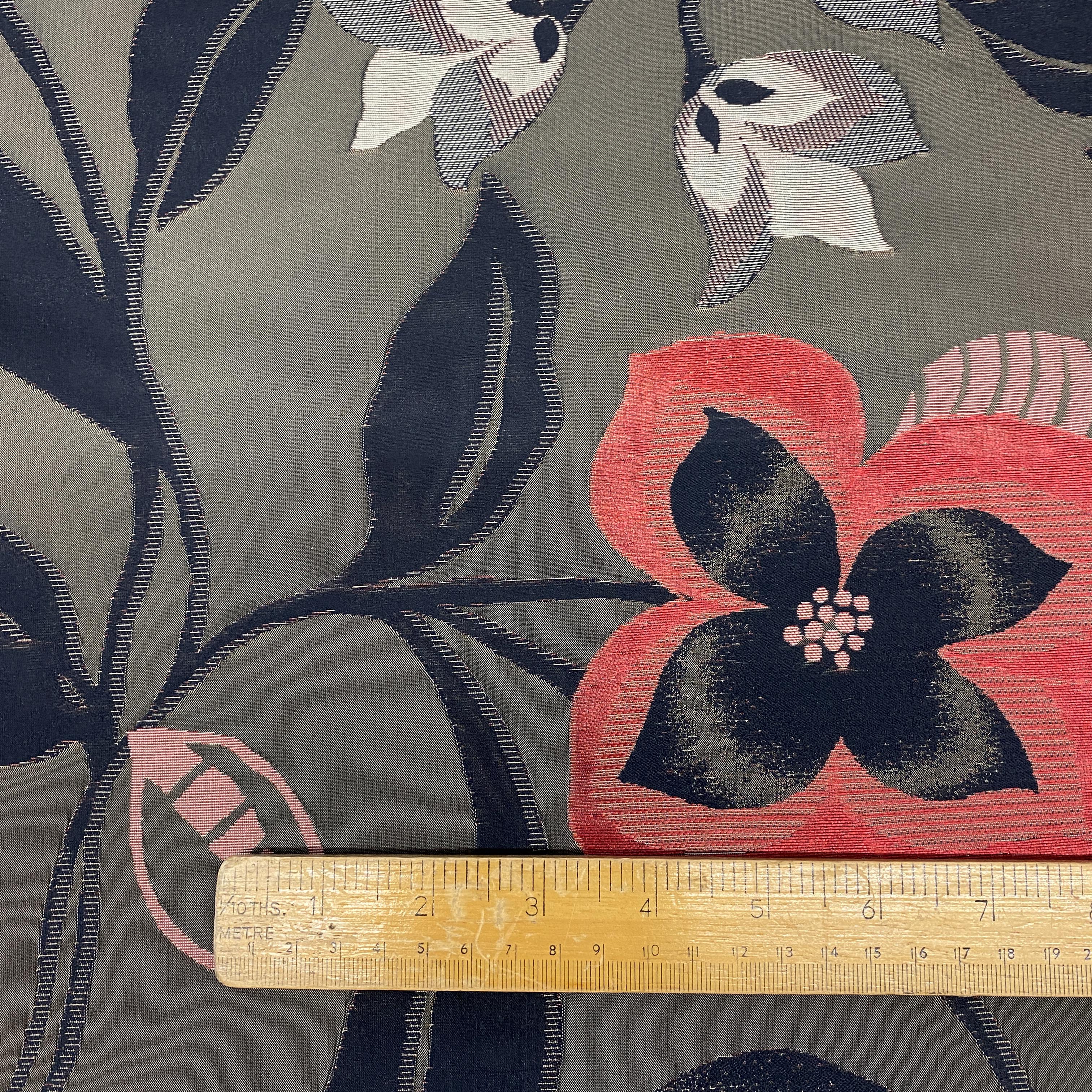 Oriental Flowers - 150cm x 450cm