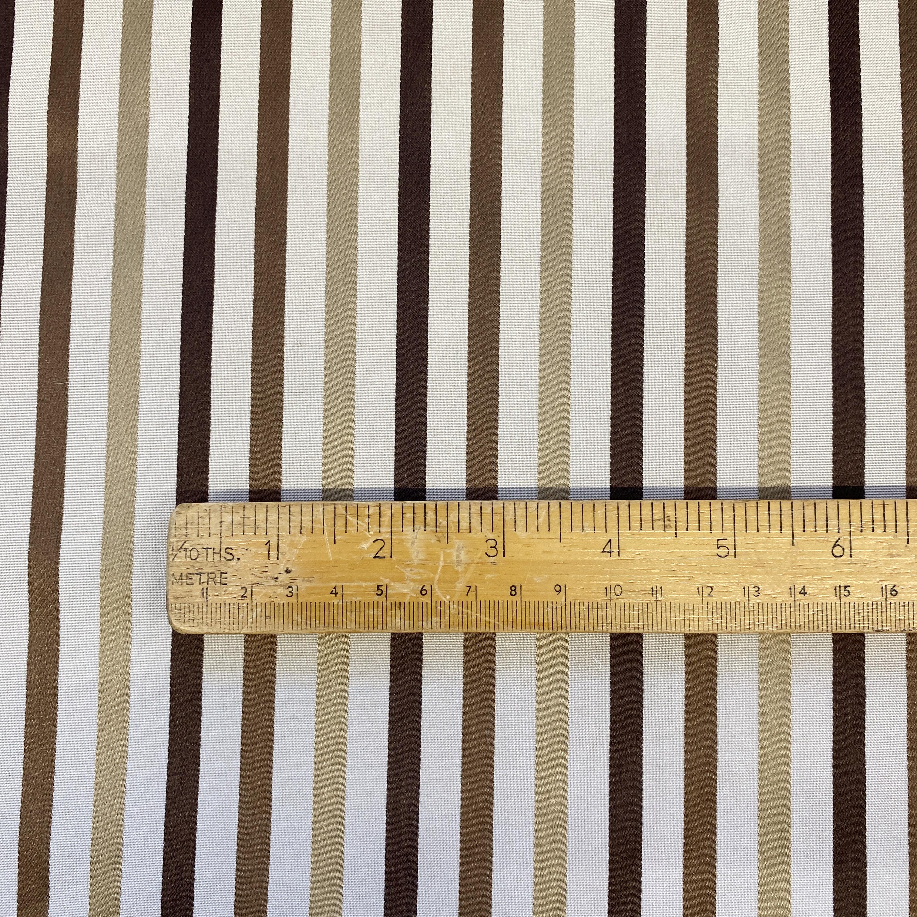 Latte Stripes - 140cm x 550cm