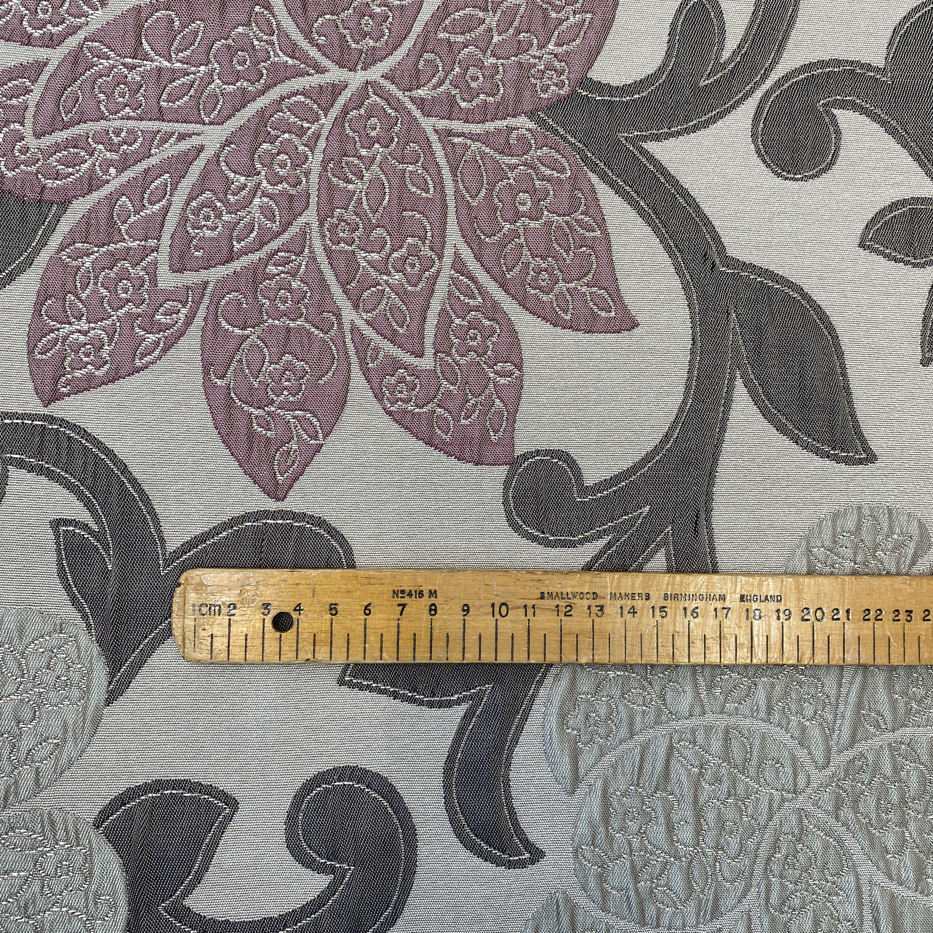 Floral Fantasy - 135cm x 370cm