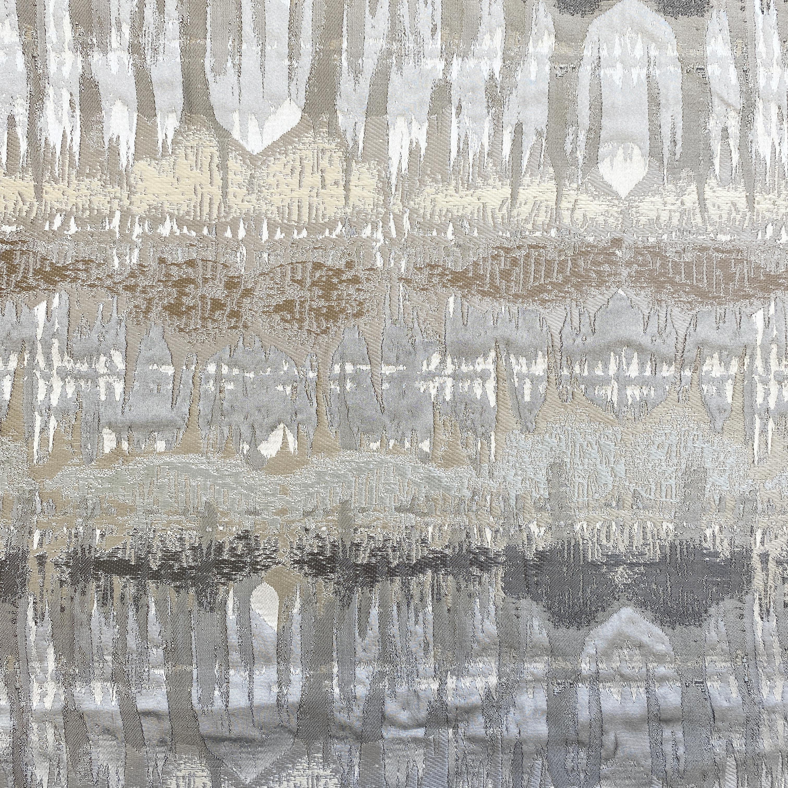 Glacier Fantasy - 140cm x 325cm