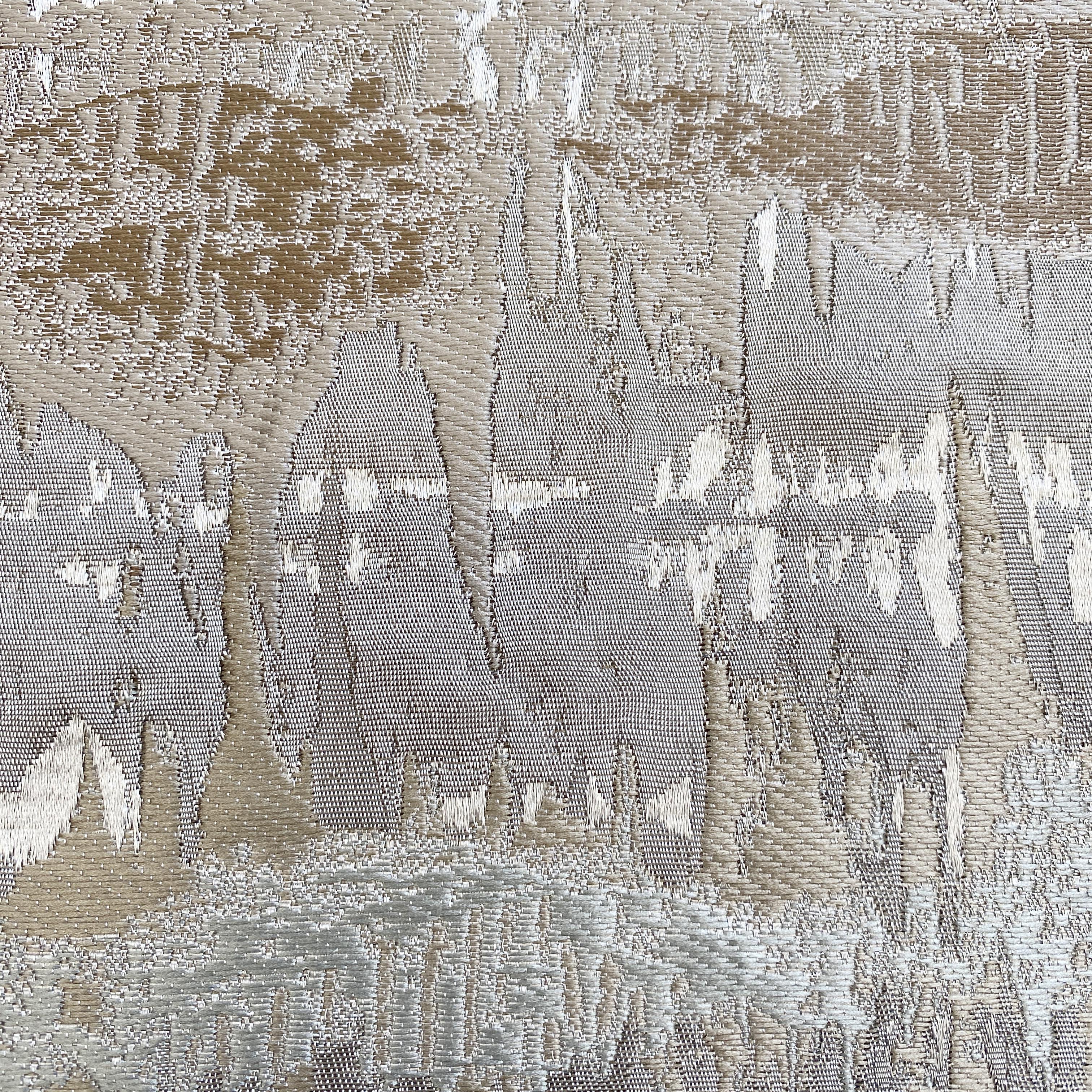 Glacier Fantasy - 140cm x 325cm