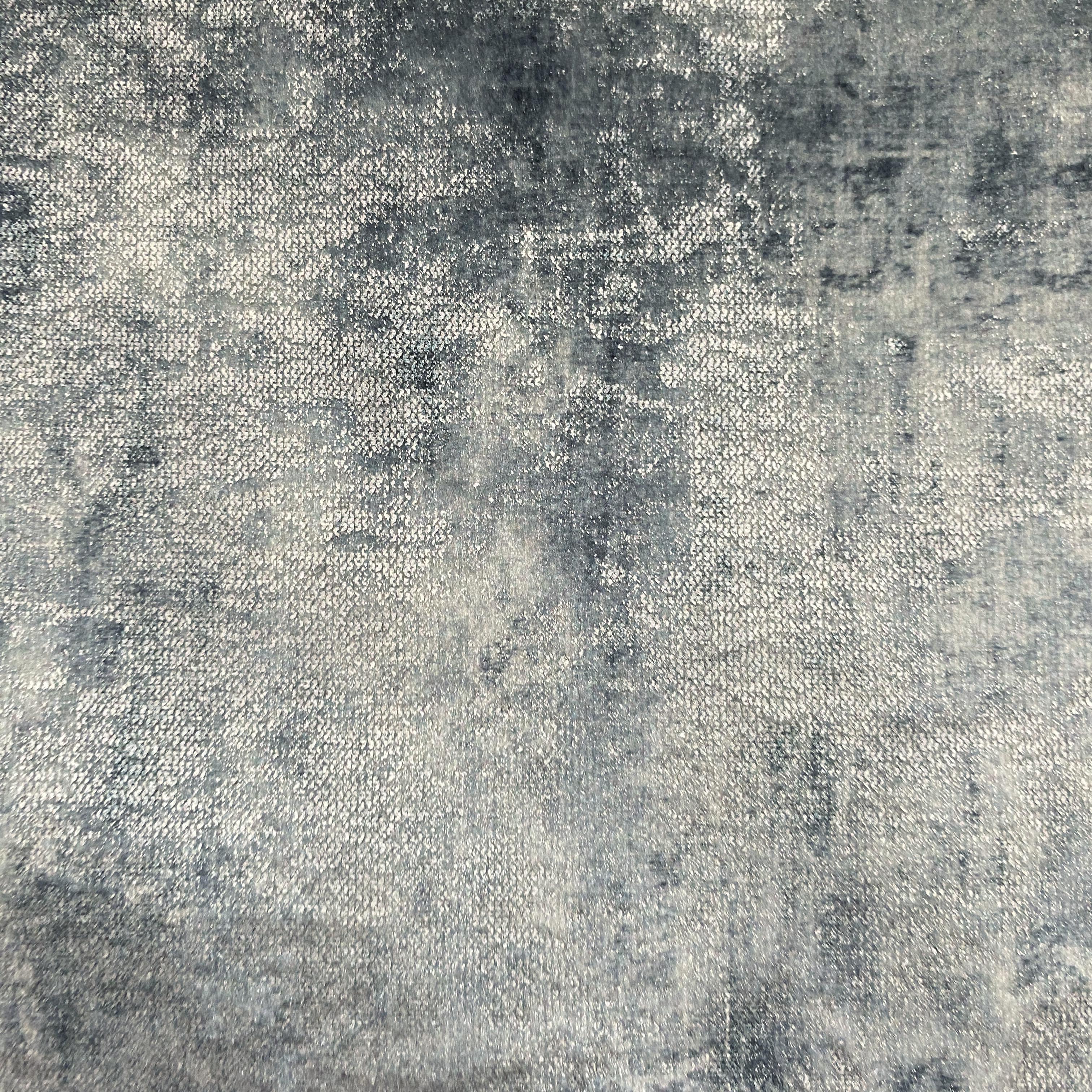 Graphite Delights - 140cm x 100cm