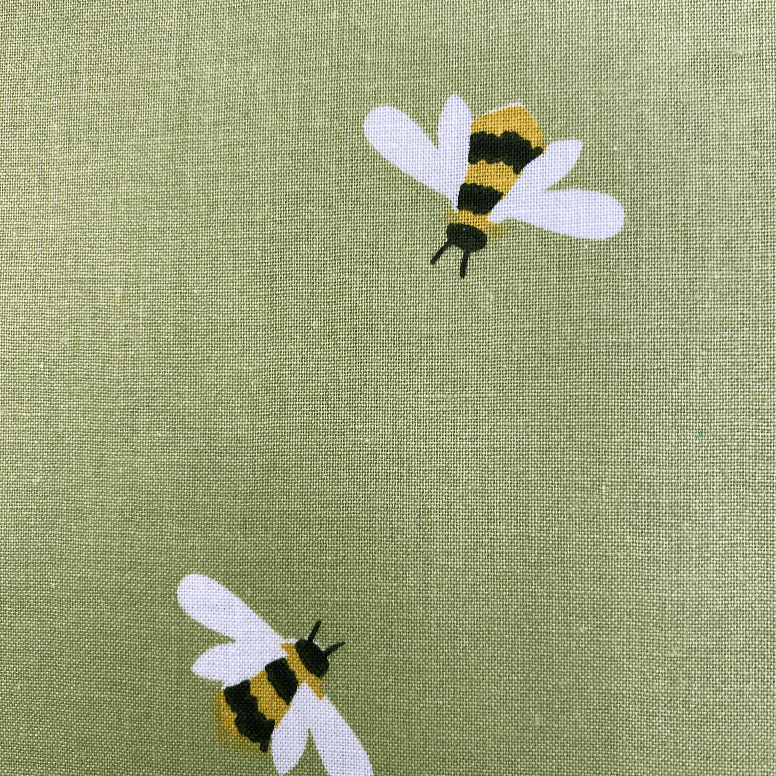 Buzzing Bees Green