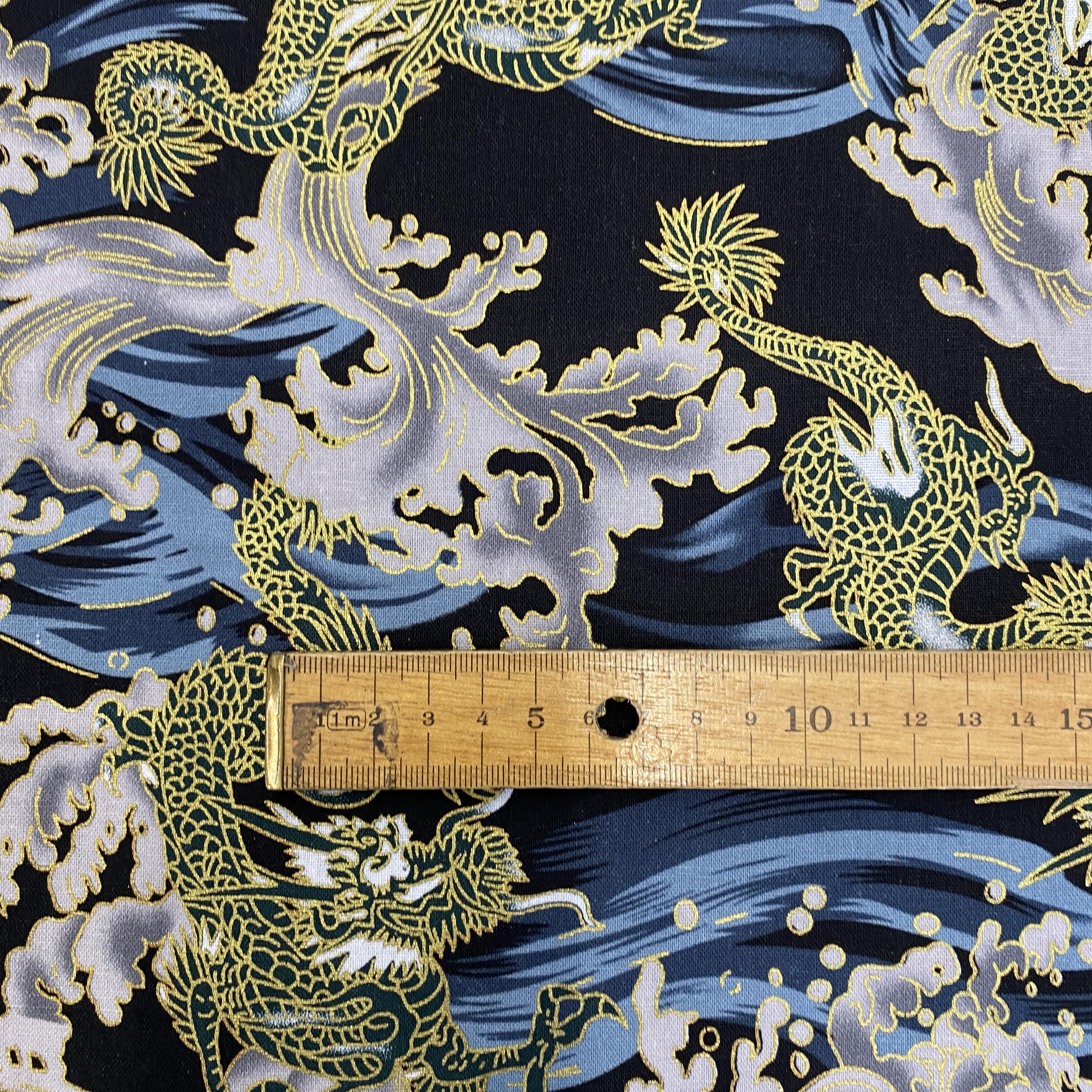 Oriental Golden Dragon Waves