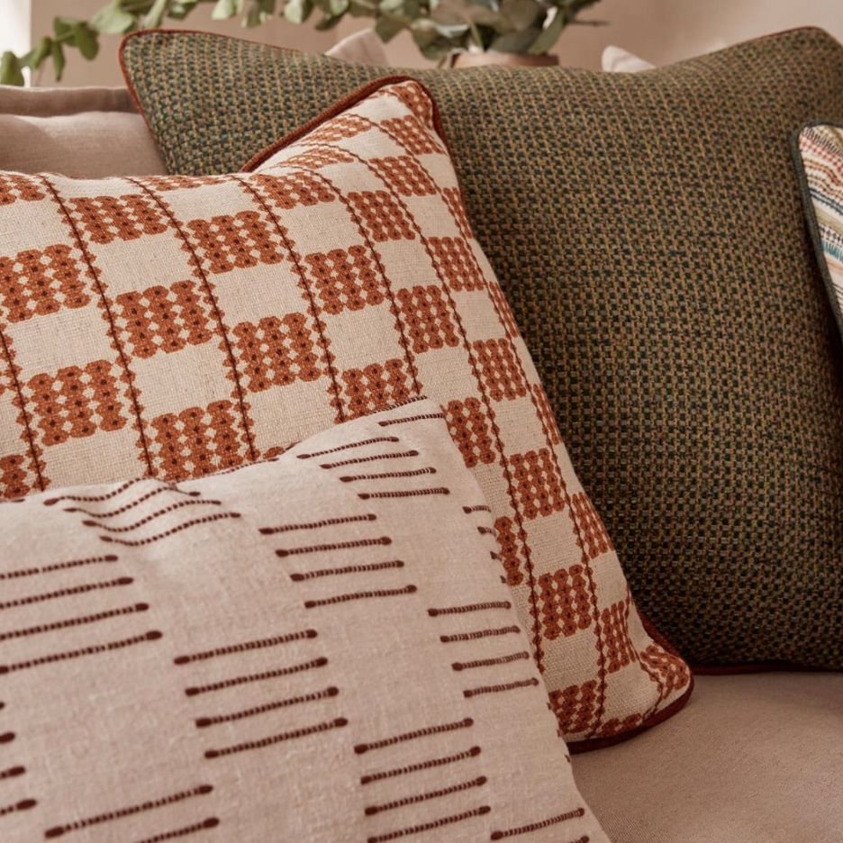 Flint Auburn - 139cm x 235cm