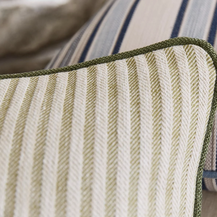 Hartland Olive Woven - 142cm x 130cm