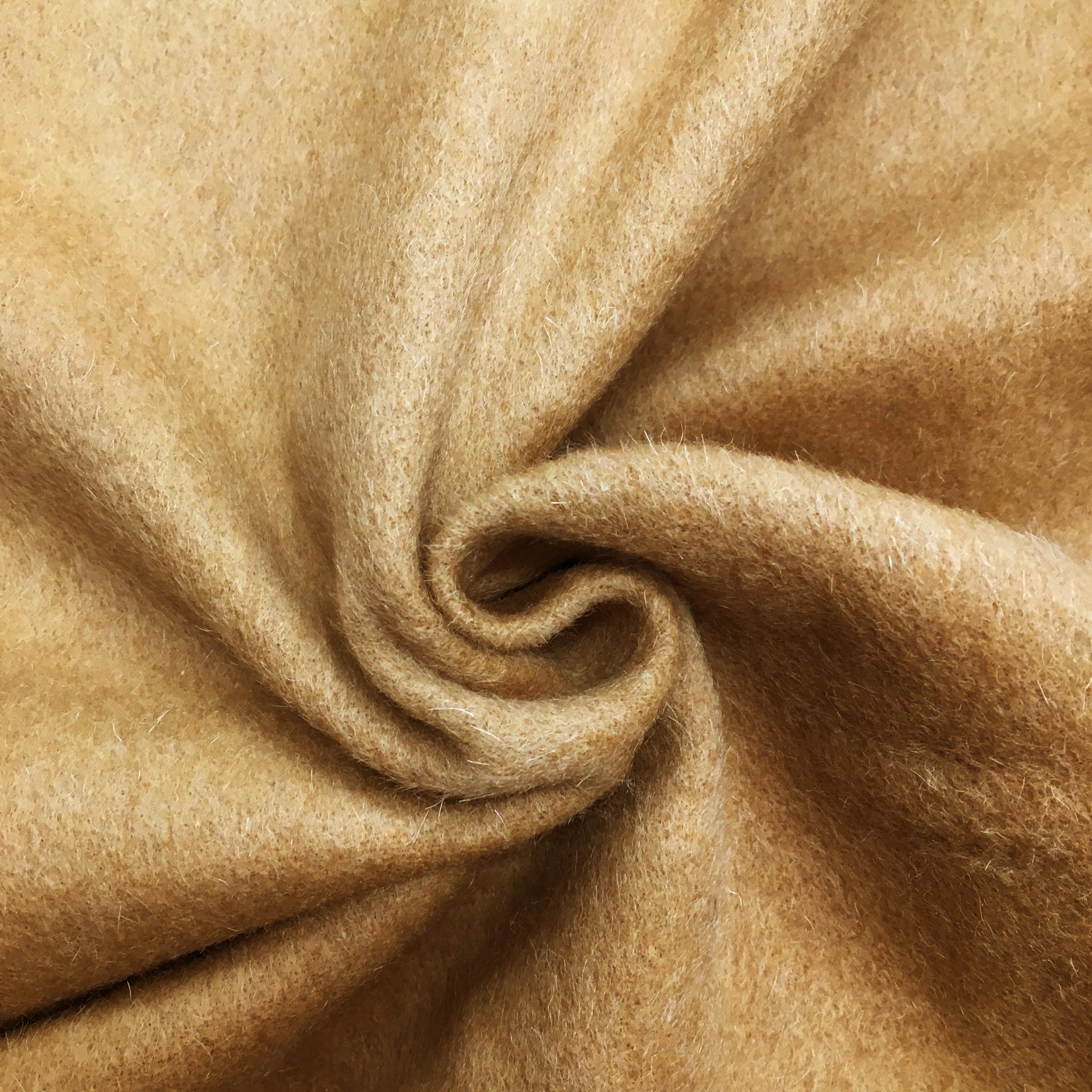 Camel Wool Mix