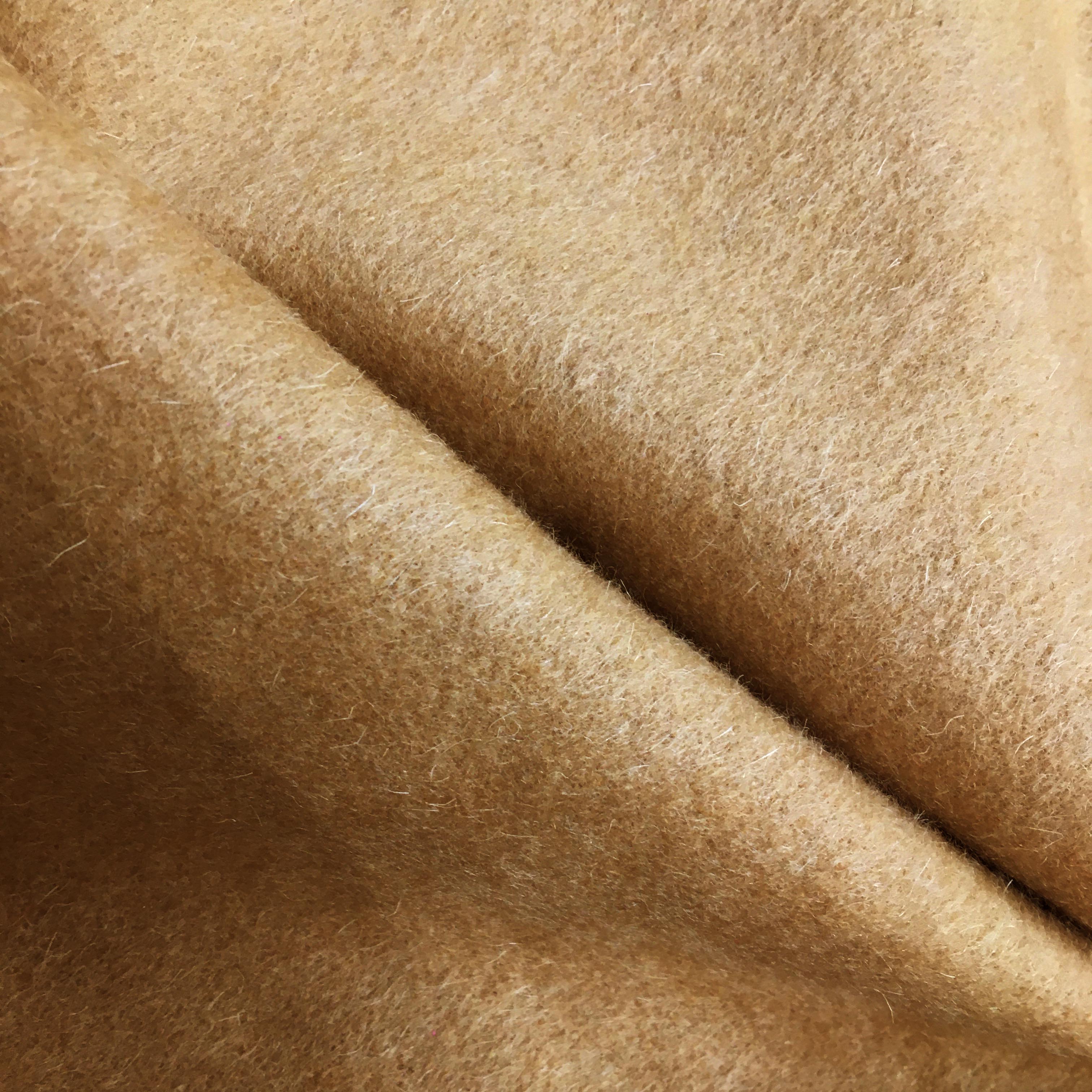 Camel Wool Mix