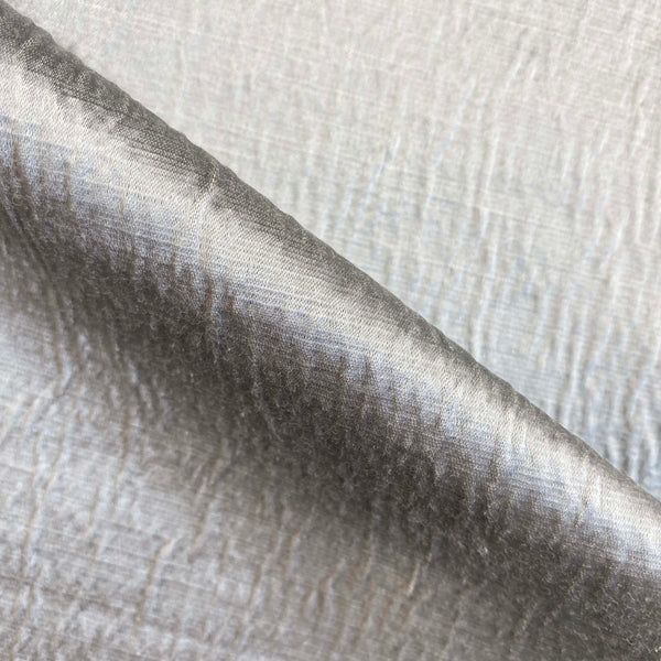 Silver Crinkle - 140cm x 110cm