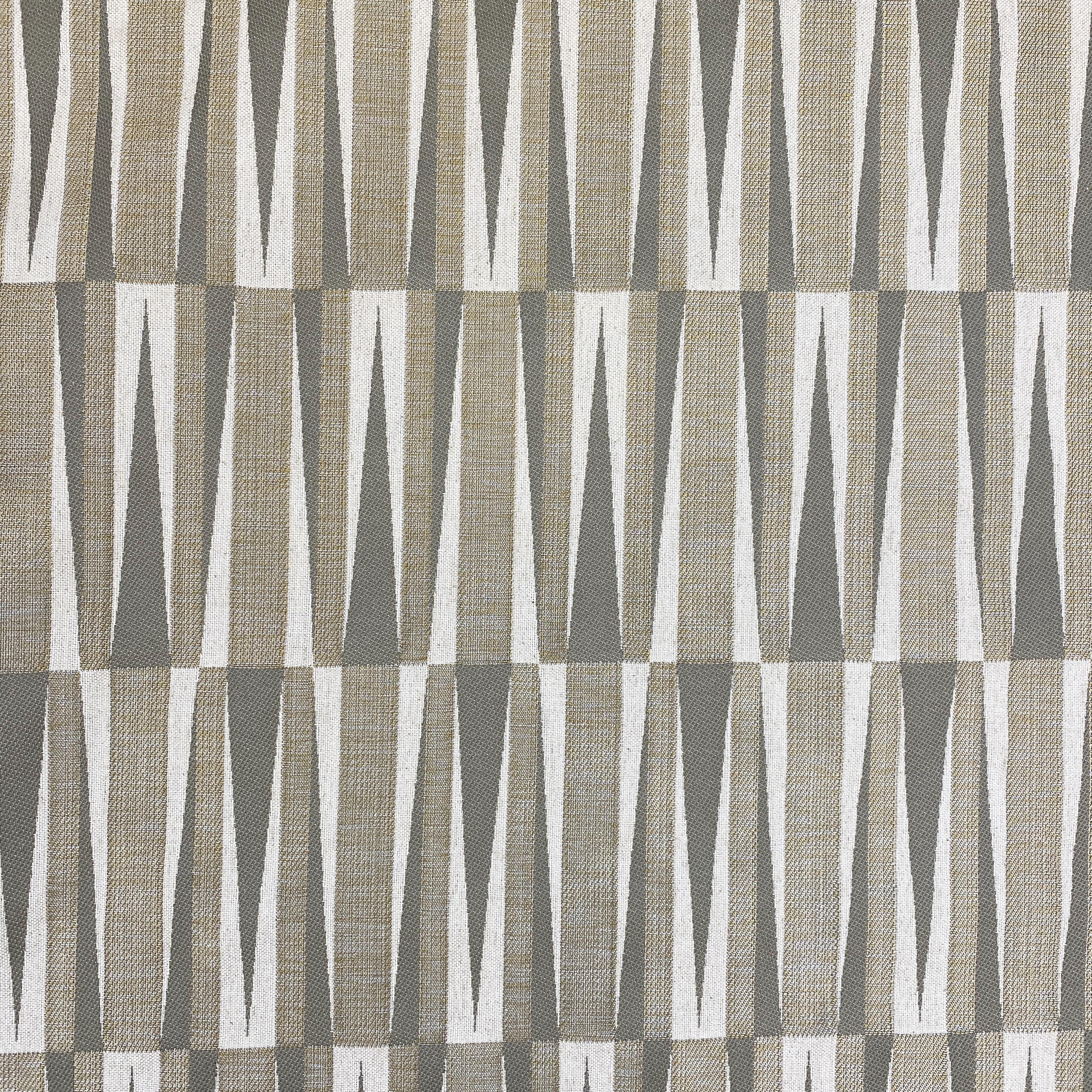 Retro Reversible Aztec - 140cm x 150cm