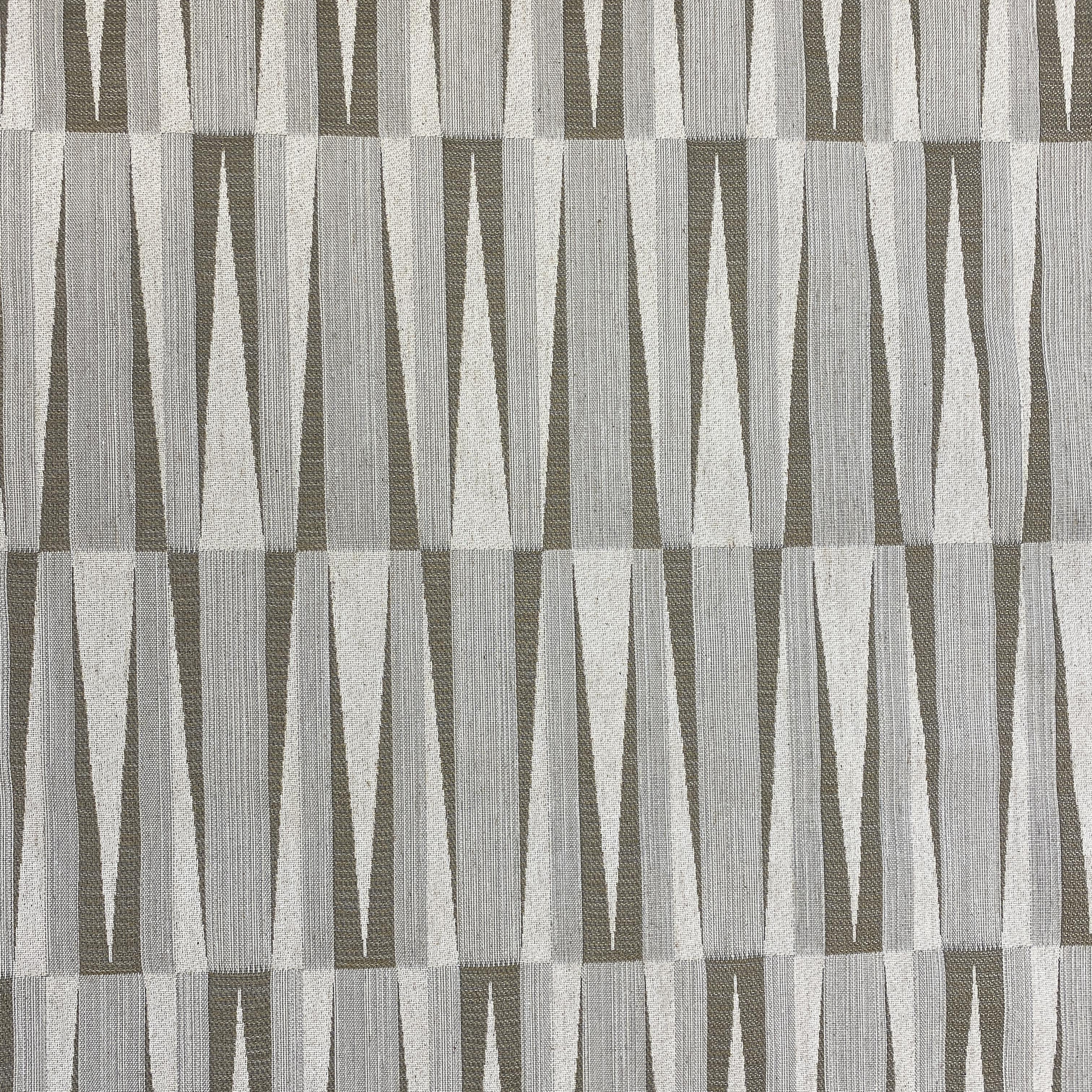 Retro Reversible Aztec - 140cm x 150cm