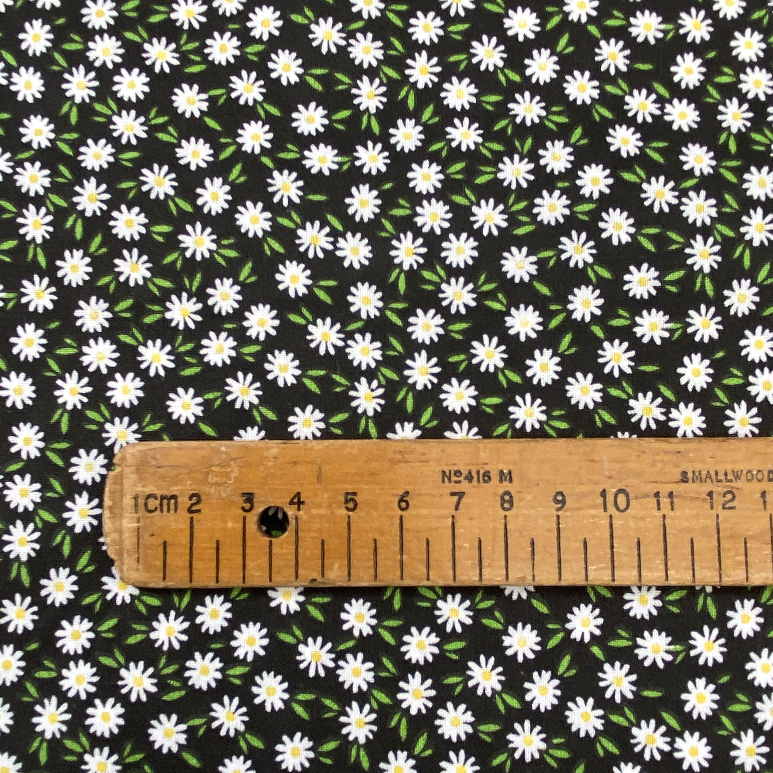 Ditsy Daisies