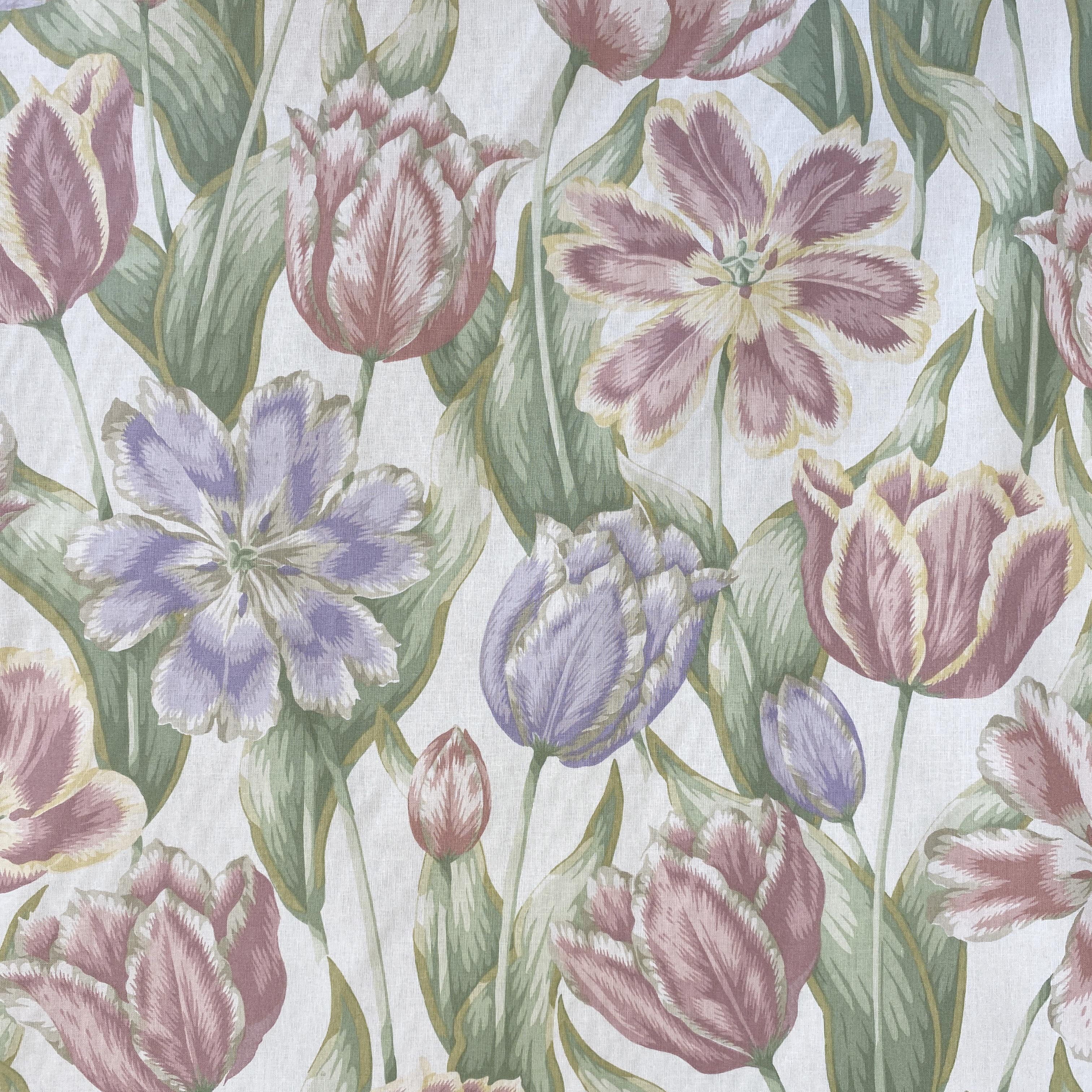 Triumph Tulips Pastels - 139cm x 300cm