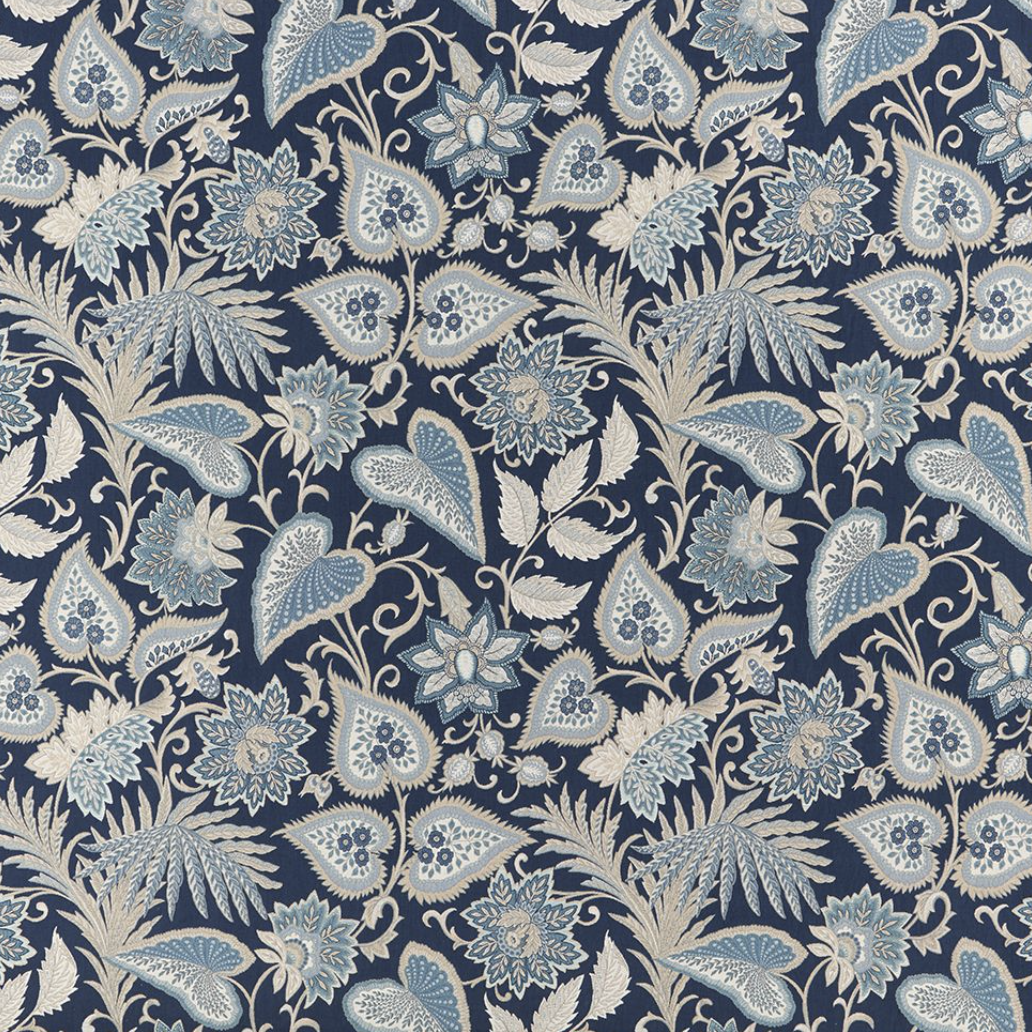 Etienne Sapphire - 144cm x 154cm