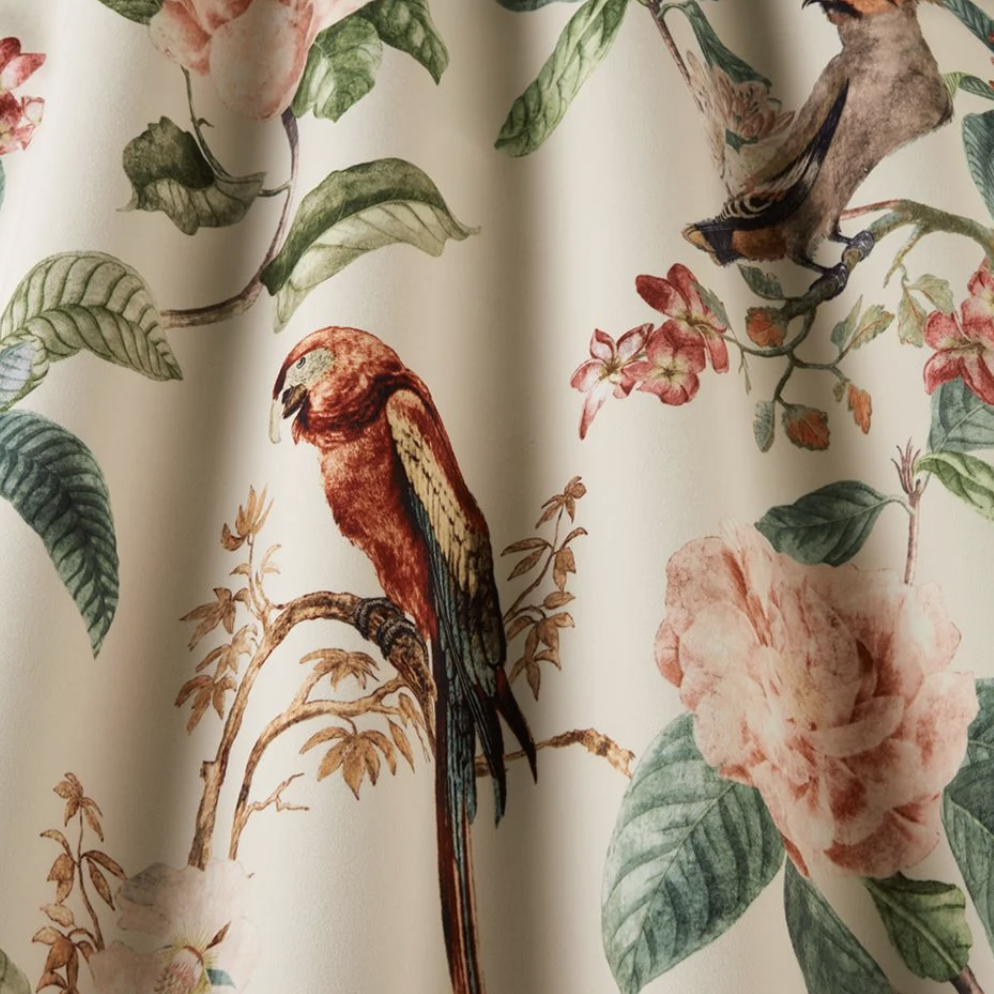 Enchanted Garden Chintz - 139cm x 80cm