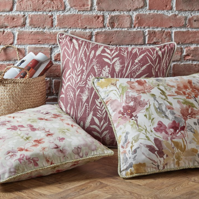 Water Meadow Rosewood - 139cm x 260cm